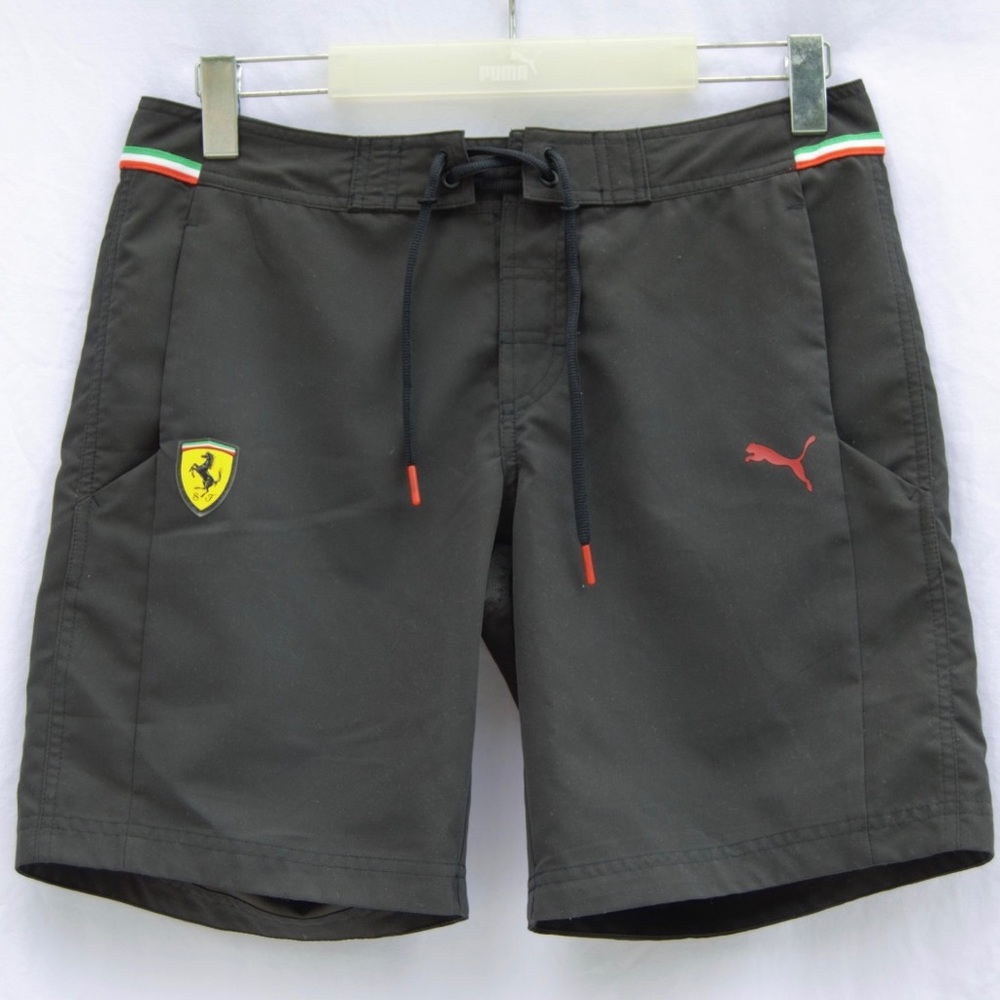 Scuderia Ferrari black short